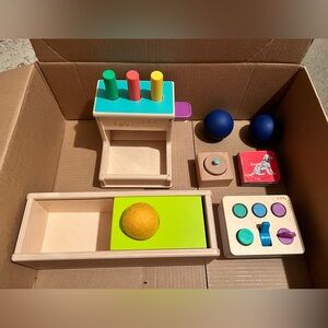 Lovevery The Thinker Play Kit 11, 12, 13 months